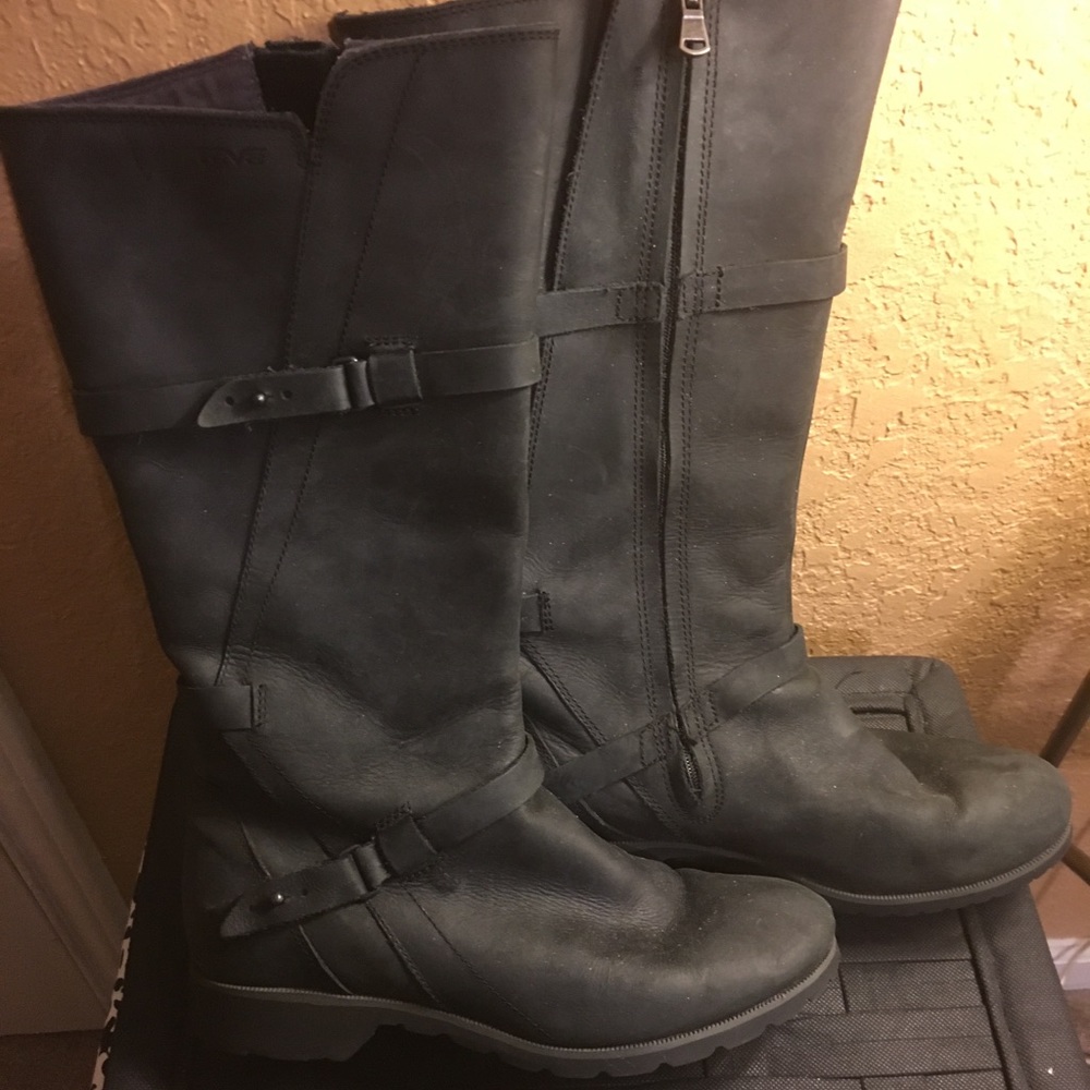 TEVA De La Vina Tall Boots 7